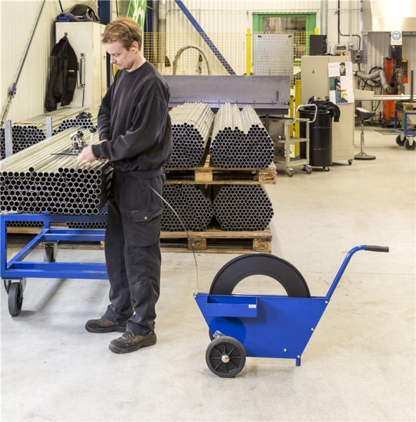Abrollwagen für Stahlband 13 - 19 mm in Scheibenwicklung